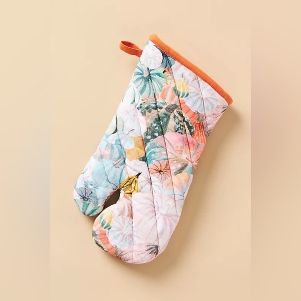 Anthropologie Pastel Pumpkin Oven Mitt